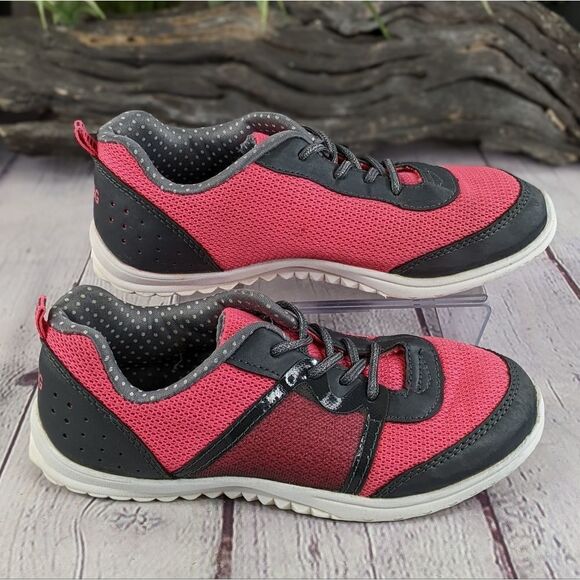 OshKosh B'Gosh Kareem Athletic Sneakers - Picture 3 of 7